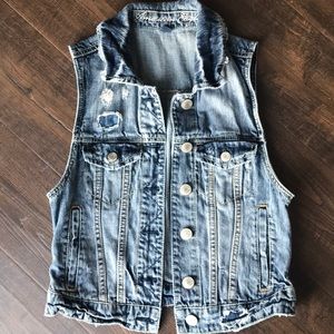 American Eagle Jean vest